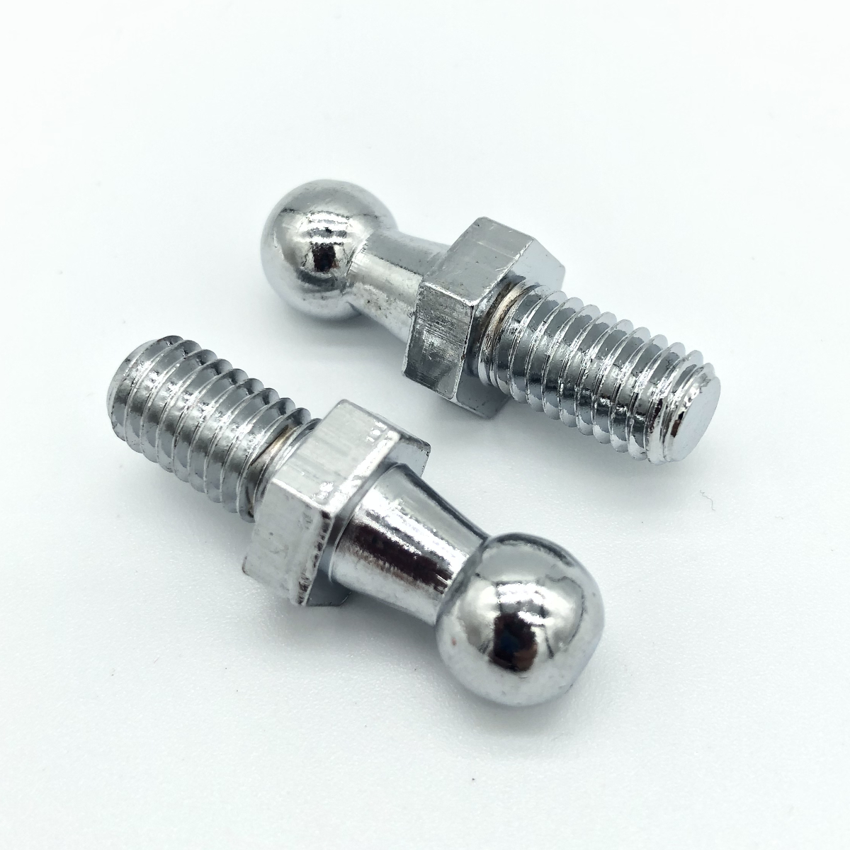 4Pcs 10mm M8/M6 Universal Car  - مراجعة Eyepin Ball End وسعره