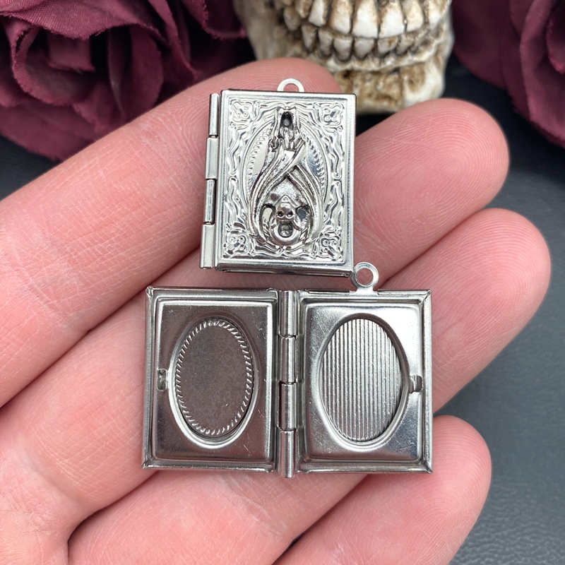 2psc Dainty Bat Book Locket Ch - مراجعة Jewelry Making Books وسعره