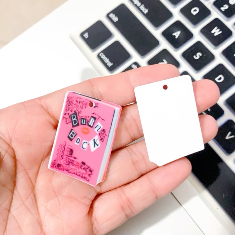 Pink Burn Book Acrylic Pendant - مراجعة Jewelry Making Books وسعره