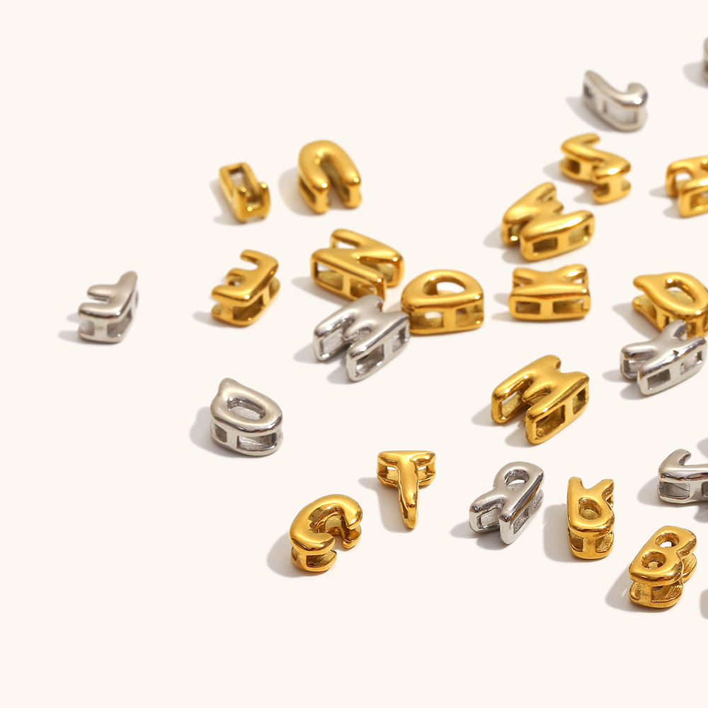La.Muses 26 Letter Hollow Bead - مراجعة Jewelry Making In La وسعره