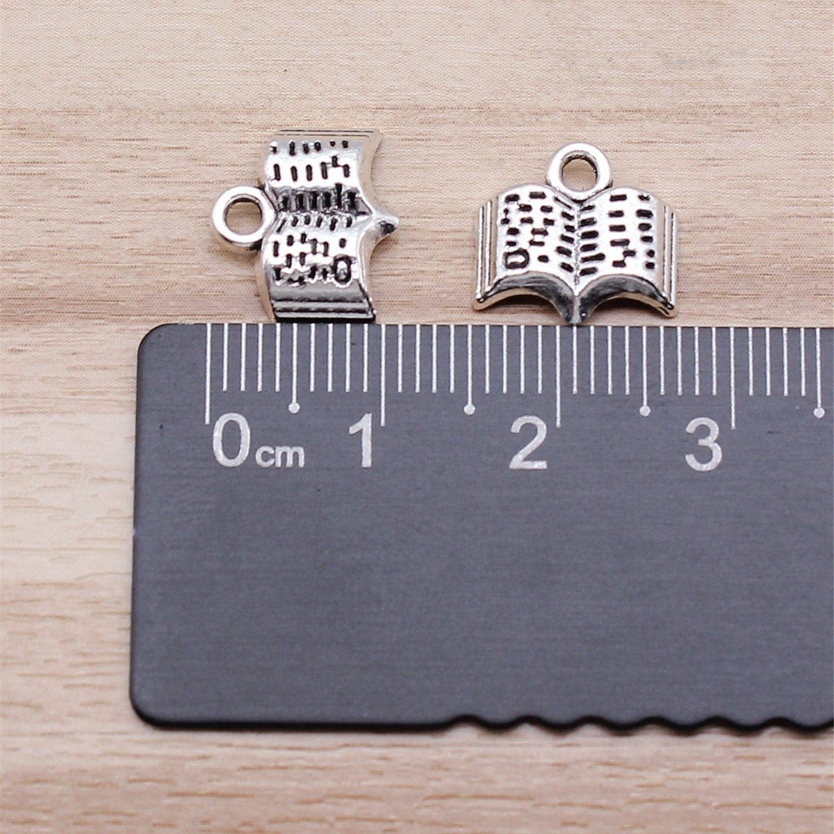 IFOCUS 20pcs/Lot Book Charms F - مراجعة Jewelry Making Books وسعره